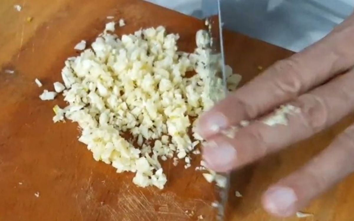 Sơ chế tỏi