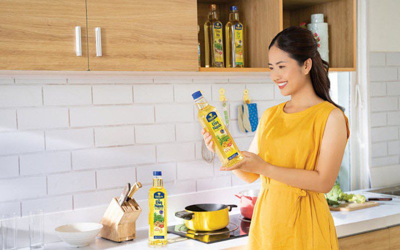 Tường An là thương hiệu dầu ăn lâu đời, gắn liền với nhiều thế hệ gia đình Việt. 